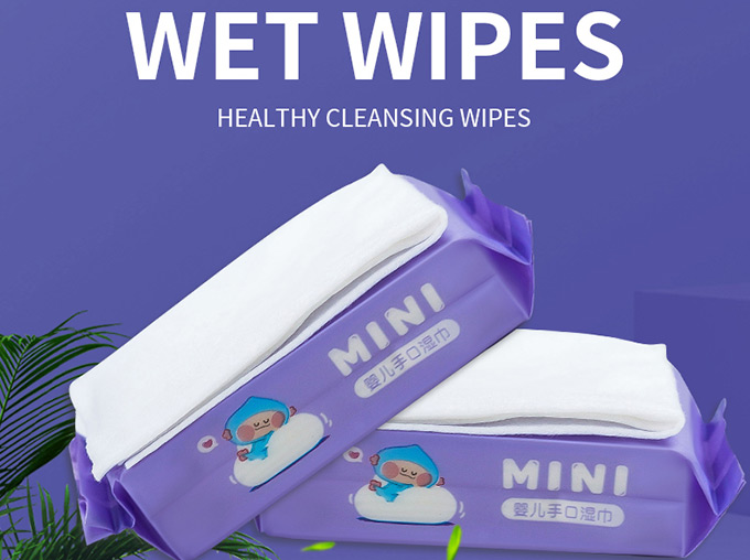 2 packs of mini size travel wet wipes
