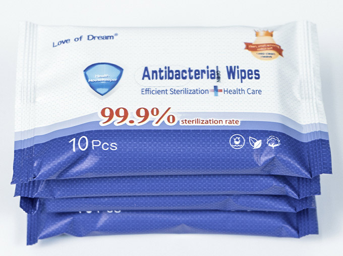 4 packs of 10 count antibacterial wet wipes