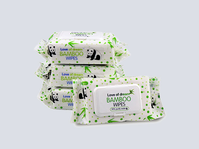 4 packs of bamboo wet wipes